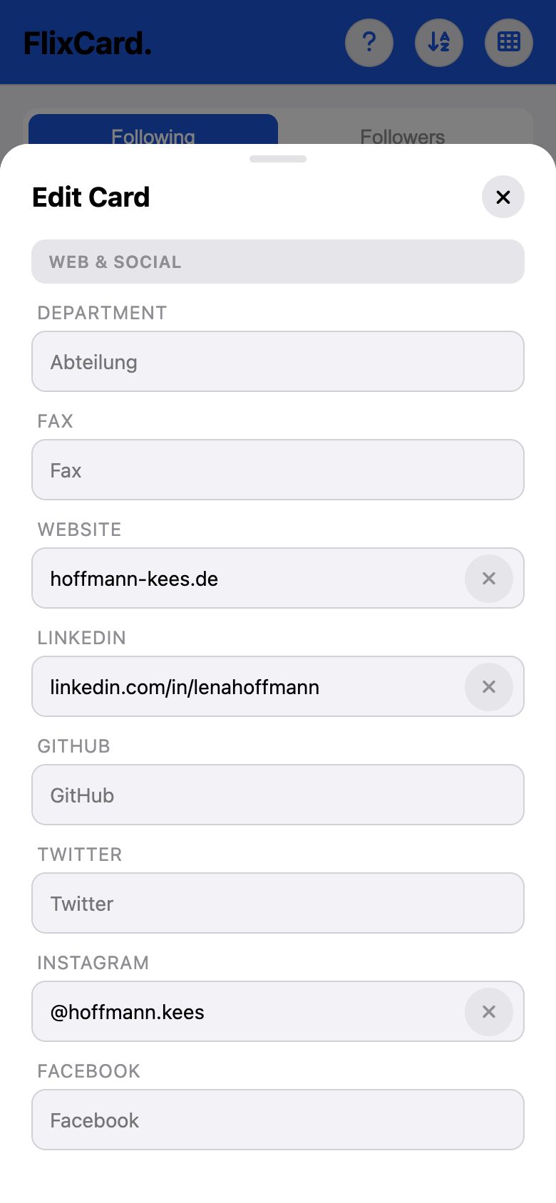 Editing a card in the app: website, LinkedIn and Instagram filled in